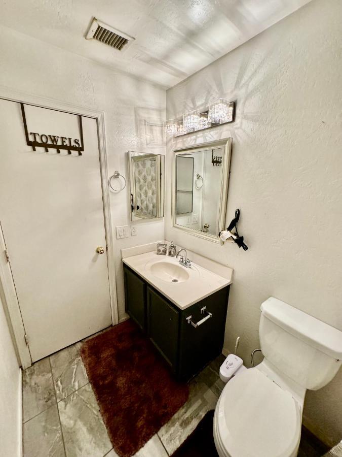 Cozy Private Room With Shared Bathroom Inside A House فينيكس المظهر الخارجي الصورة